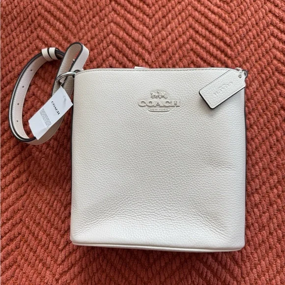 Coach Cream Leather Crossbody Bag NEW - Picture 2 of 9